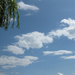 Kék nyári égbolt a Balatonnál