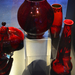tűzpiros vázák a kiállításon