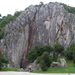 320 Aggtelek, sziklafal a Baradla-barlang bejáratánál