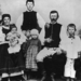 Torockói család – Torockó vidéke. Ismeretlen fényk. felv, 1890-e