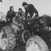 Traktorista lányok oktatása a tiszafüredi gépállomáson. 1952.