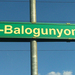 Ják-Balagunyom állomás névtáblája a villany póznán