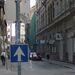 Ellentmondásos közlekedési tábla - Síp utca. Fotó: Erdős Rita
