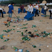 50-tons-of-garbage-scattered-on-the-beach-by-tourists-02-600x399