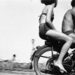 motocyclistes au lac balaton 1954 gabor szilasi 2009