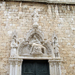 Pieta a Ferencesek temploma bejárata felett